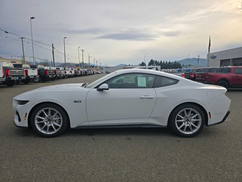 Thumbnail: 2026 Ford Mustang - 2