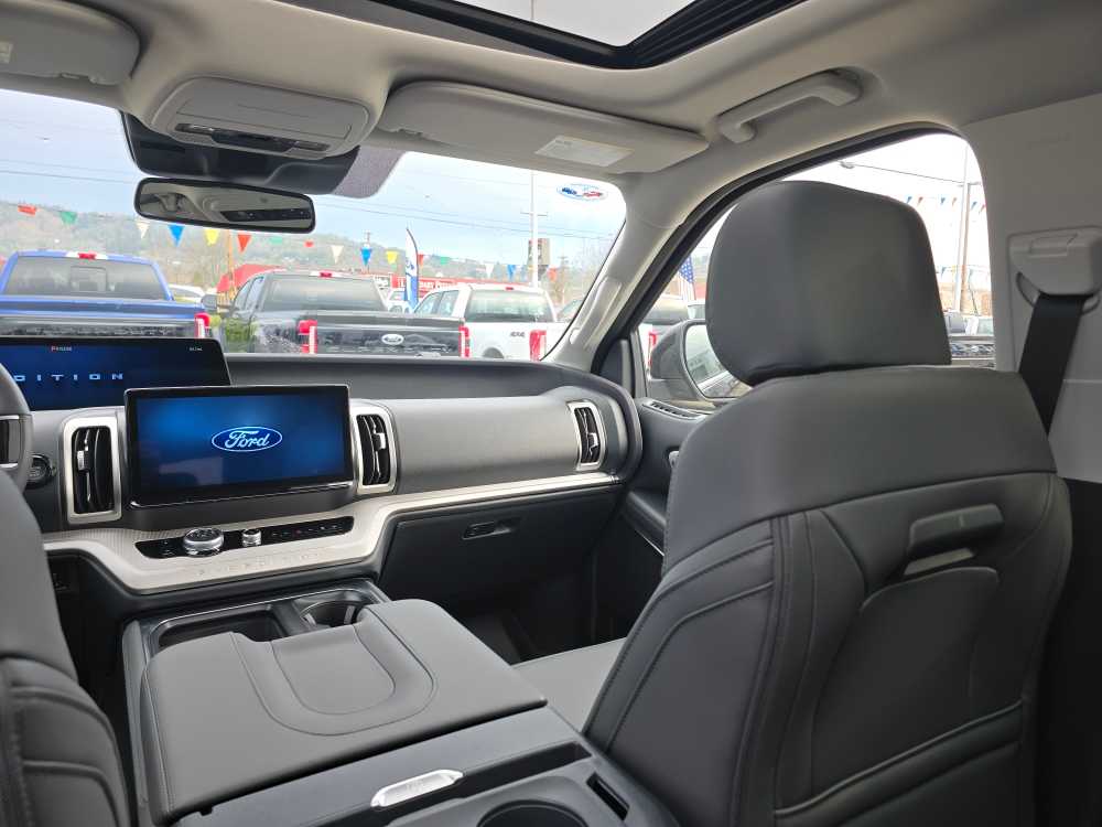 Thumbnail: 2026 Ford Expedition MAX - 14