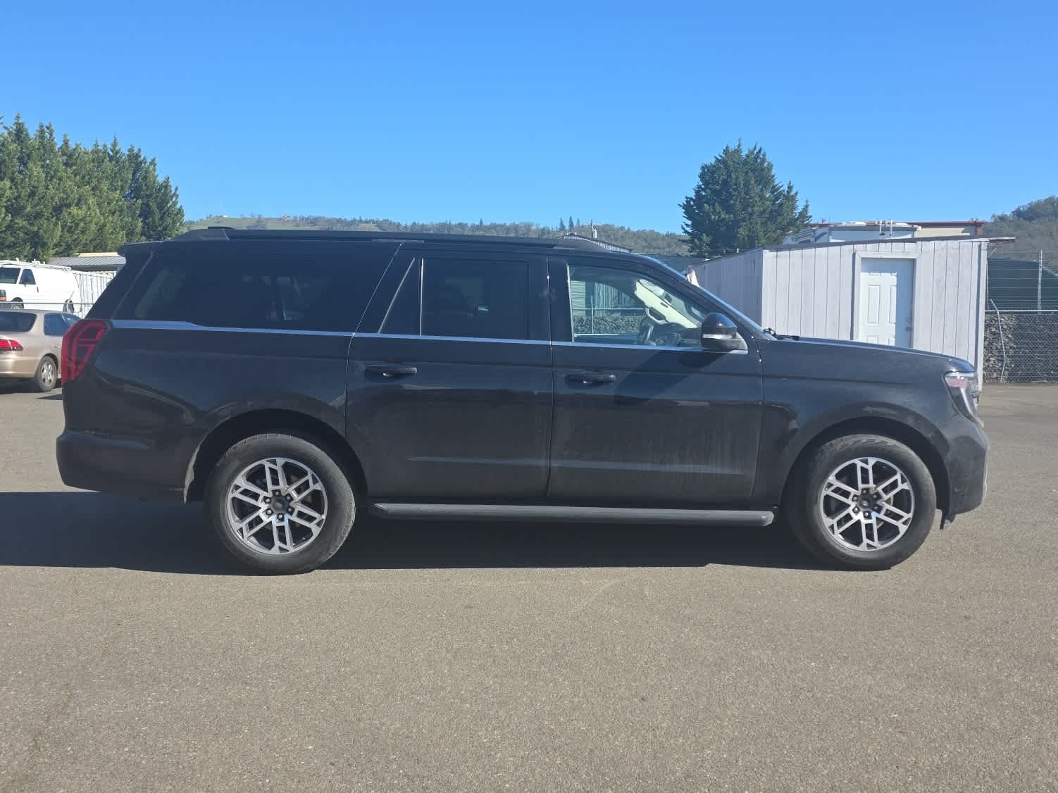 Thumbnail: 2025 Ford Expedition MAX - 11