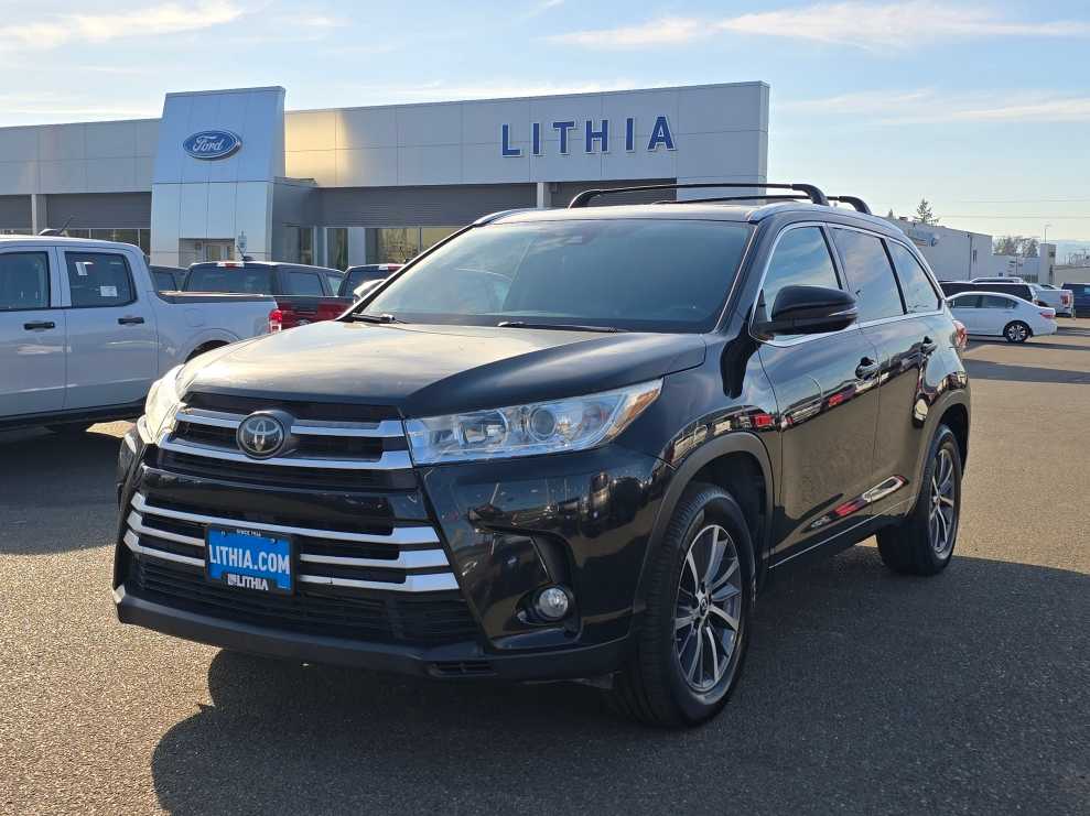 Thumbnail: 2018 Toyota Highlander - 1