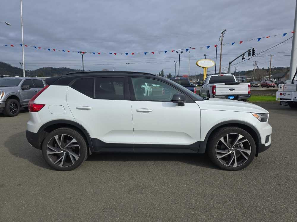 Thumbnail: 2019 Volvo XC40 - 6