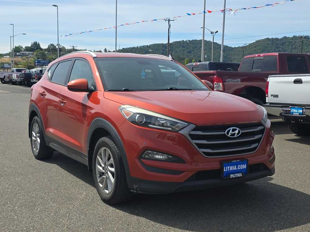 Thumbnail: 2016 Hyundai Tucson - 4