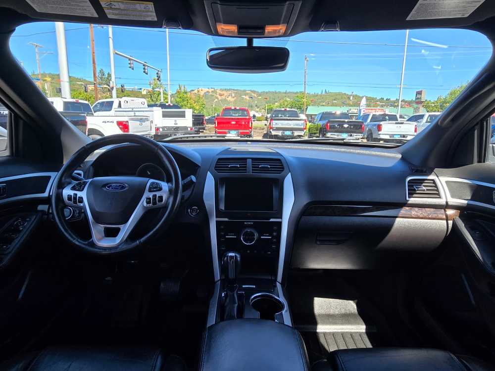 Thumbnail: 2014 Ford Explorer - 15