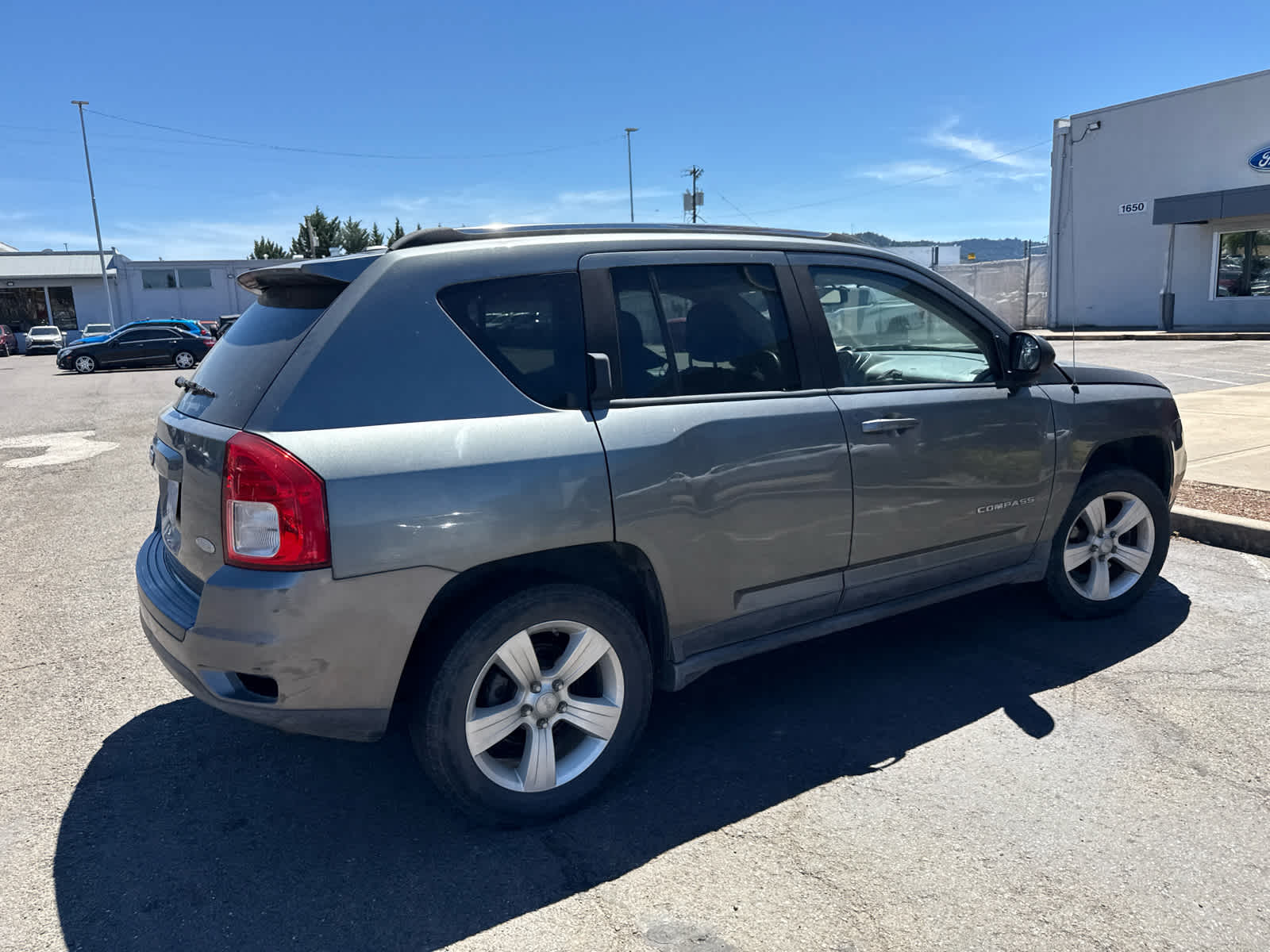Thumbnail: 2012 Jeep Compass - 3