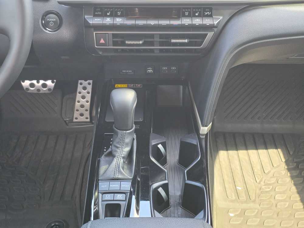 Thumbnail: 2026 Toyota Camry - 13