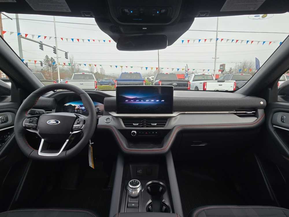 Thumbnail: 2026 Ford Explorer - 16