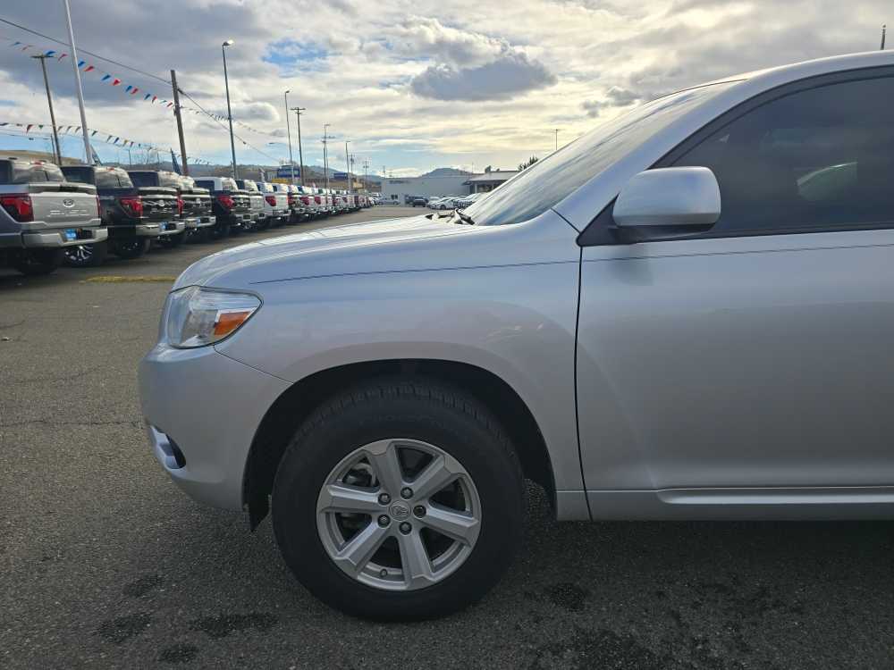 Thumbnail: 2008 Toyota Highlander - 20