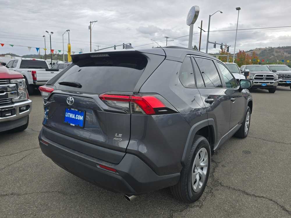 Thumbnail: 2021 Toyota RAV4 - 5