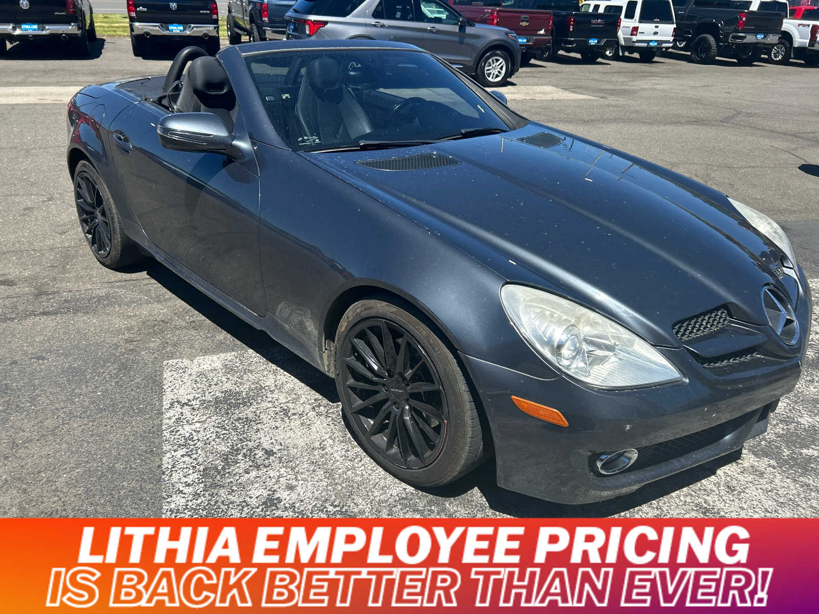 Thumbnail: 2010 Mercedes-Benz SLK - 1