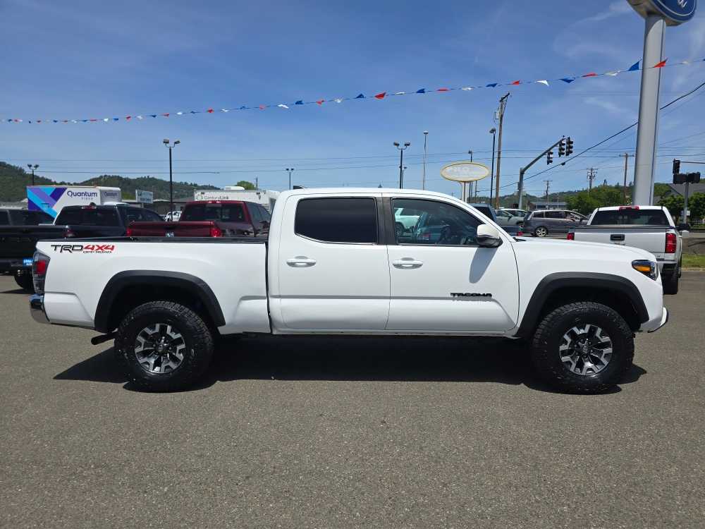 Thumbnail: 2023 Toyota Tacoma - 6