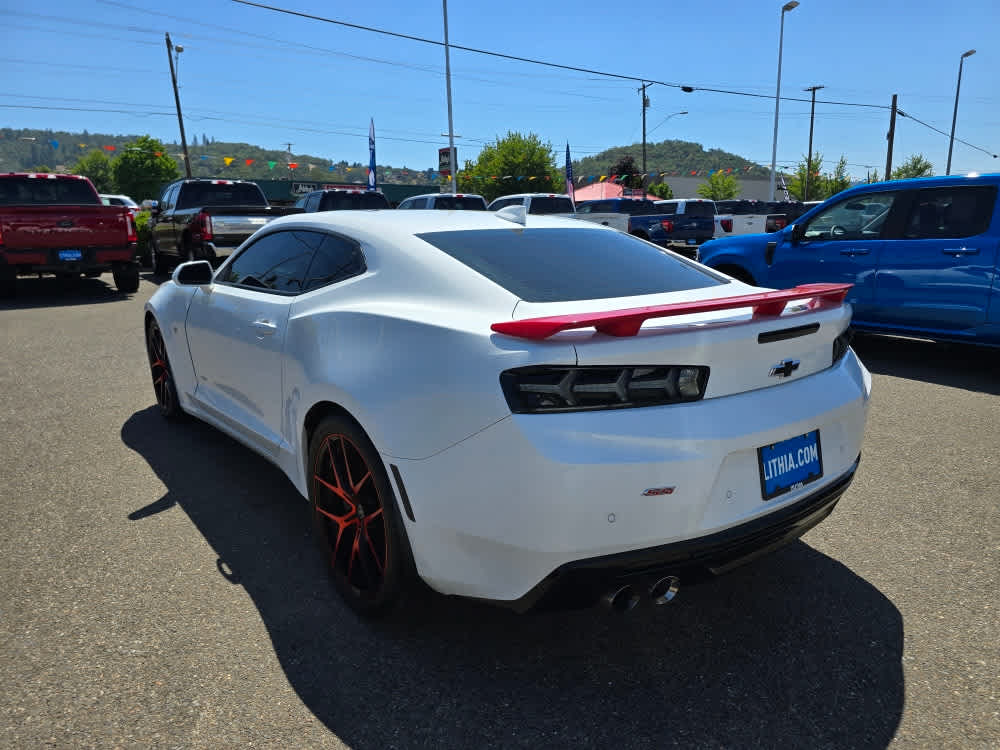 Thumbnail: 2016 Chevrolet Camaro - 5