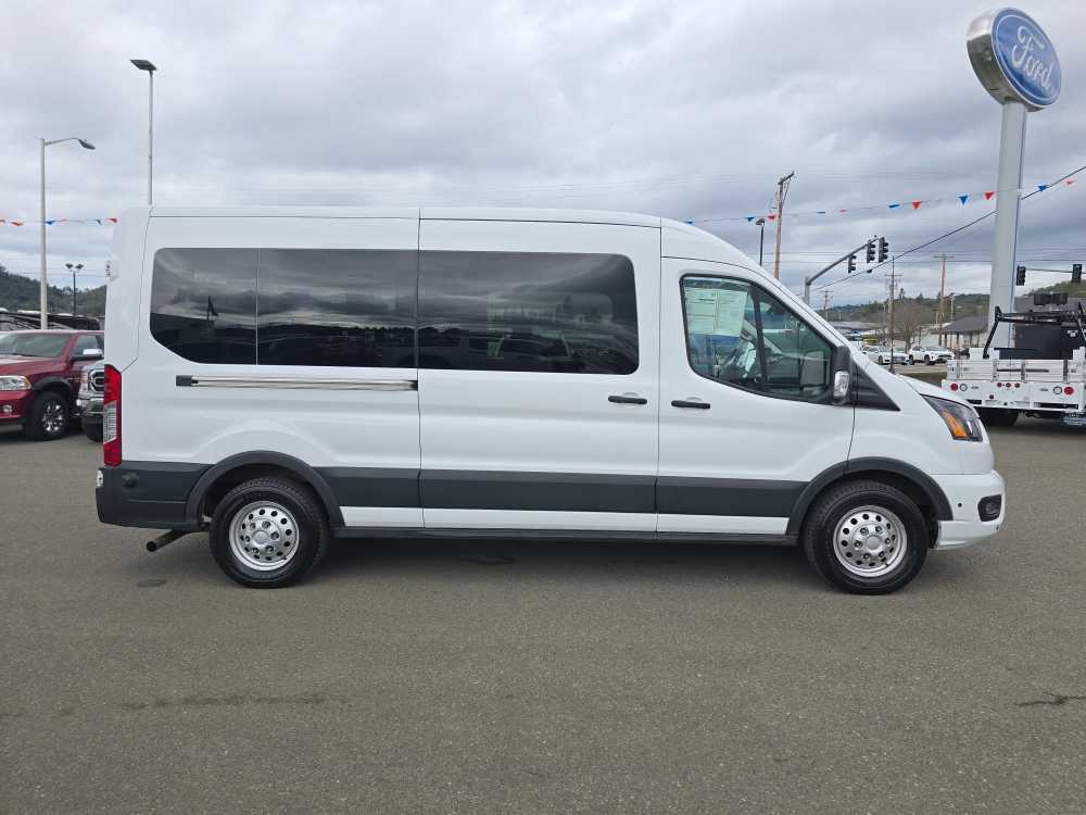 Thumbnail: 2024 Ford Econoline - 6