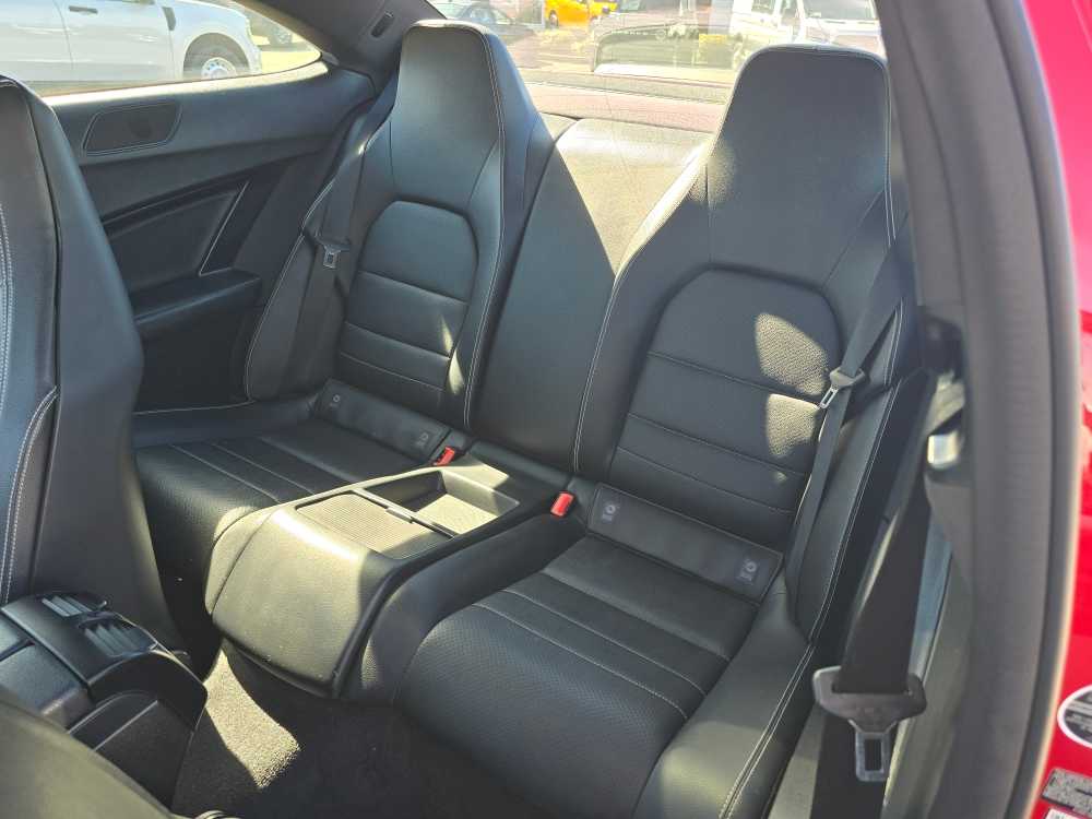 Thumbnail: 2014 Mercedes-Benz C-Class - 15