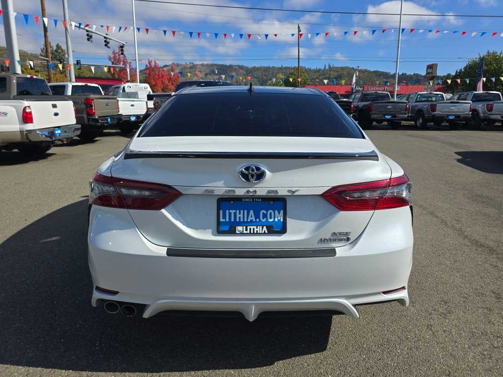 Thumbnail: 2022 Toyota Camry - 4