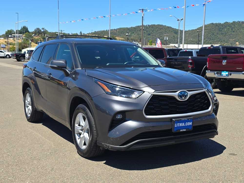 Thumbnail: 2022 Toyota Highlander - 7