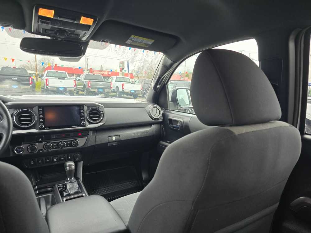 Thumbnail: 2021 Toyota Tacoma - 14