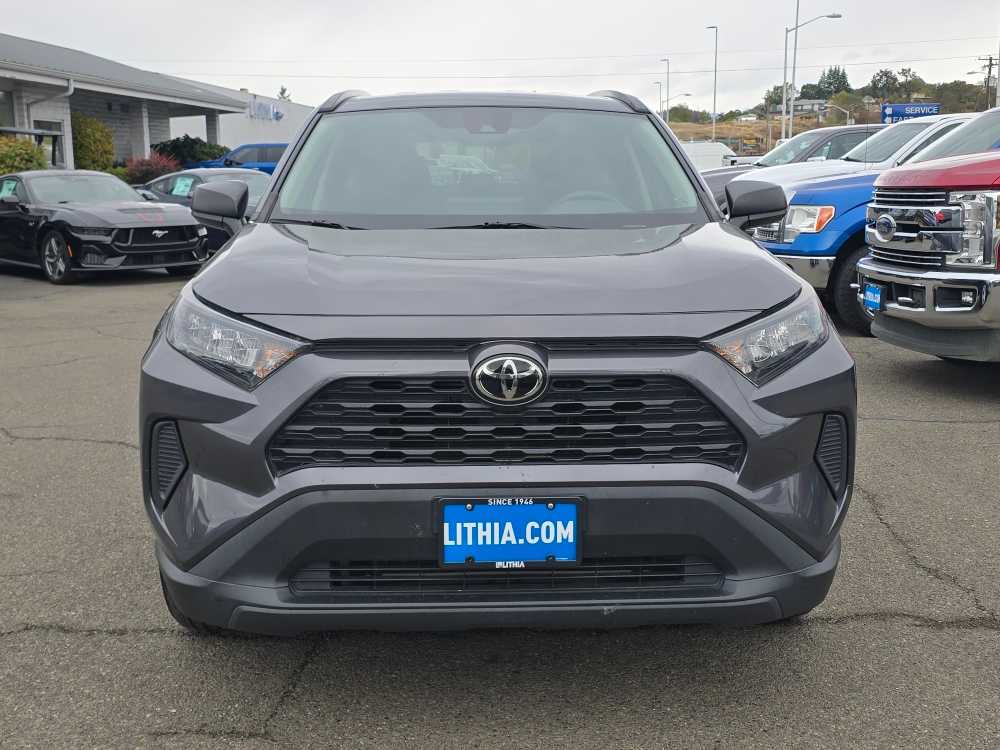 Thumbnail: 2021 Toyota RAV4 - 8