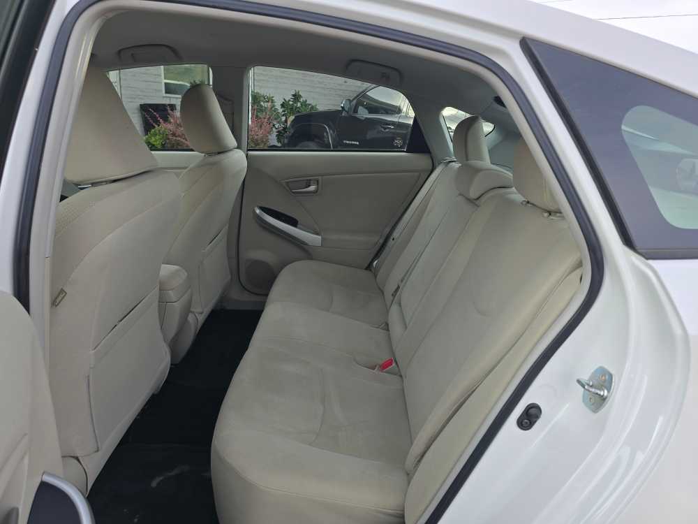 Thumbnail: 2013 Toyota Prius - 16