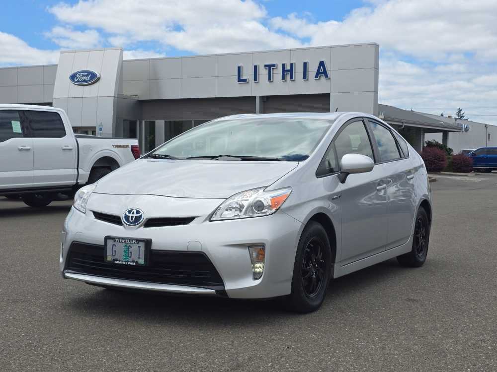 Thumbnail: 2015 Toyota Prius - 1