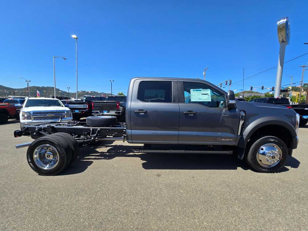 Thumbnail: 2025 Ford F-450 - 6