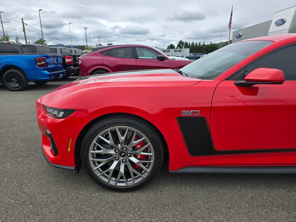 2024 Ford Mustang  18