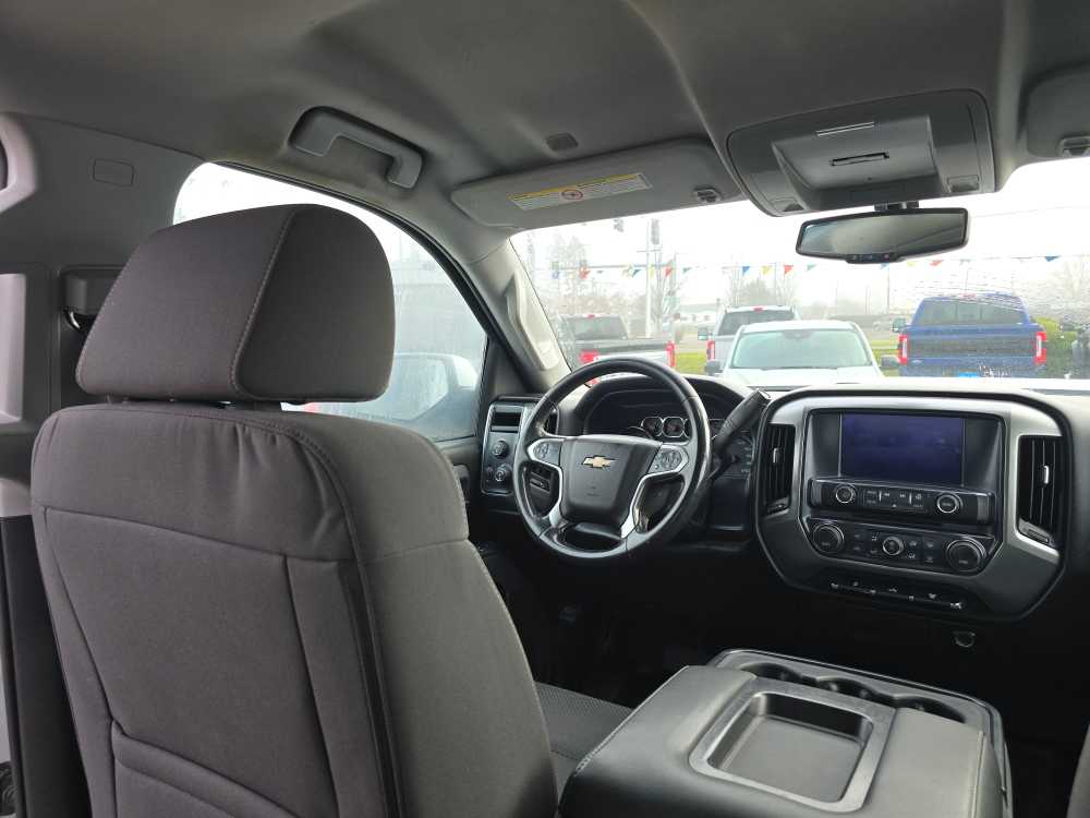 Thumbnail: 2017 Chevrolet Silverado 2500 - 11