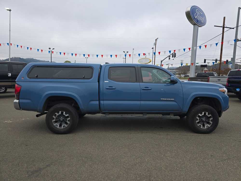 Thumbnail: 2019 Toyota Tacoma - 6