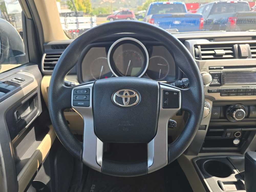 Thumbnail: 2011 Toyota 4Runner - 11