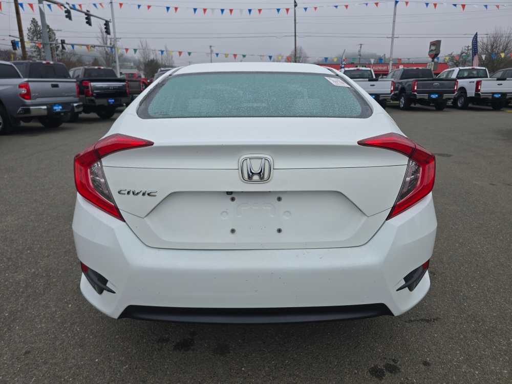 Thumbnail: 2016 Honda Civic - 4