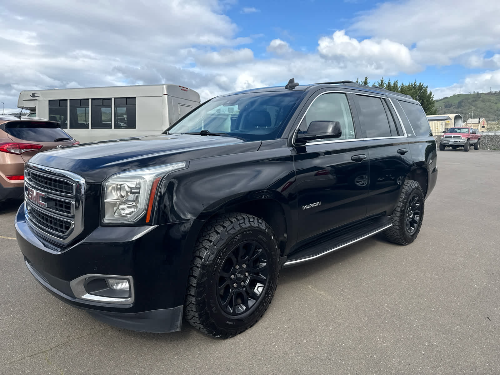 2017 GMC Yukon SLT -
                  Roseburg, OR