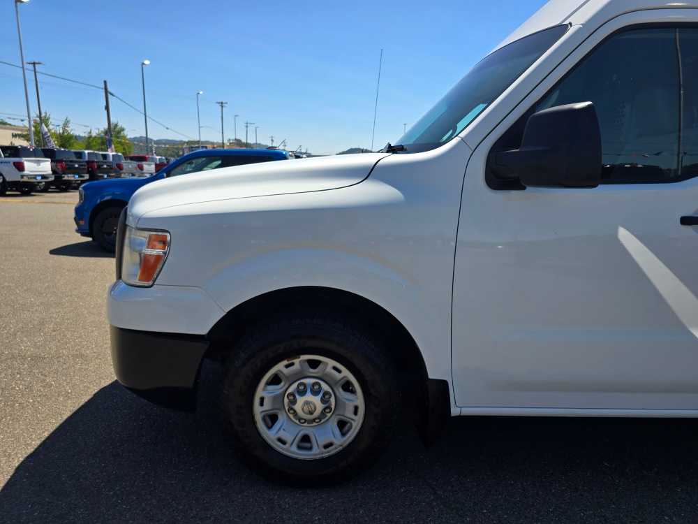 Thumbnail: 2012 Nissan NV - 17