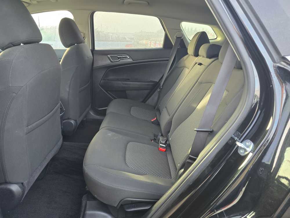 Thumbnail: 2024 Kia Sportage - 16