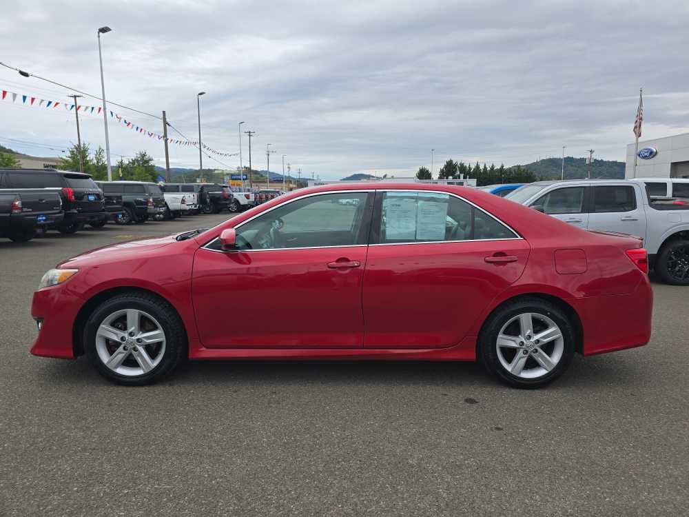 Thumbnail: 2014 Toyota Camry - 2