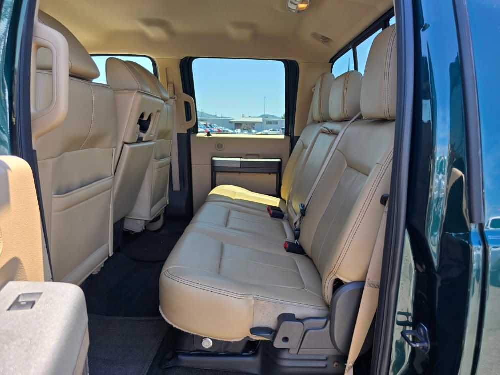 2011 Ford F-250  17