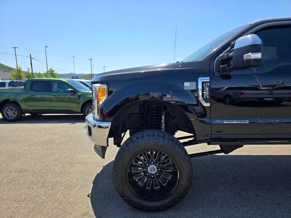 Thumbnail: 2017 Ford F-350 - 19