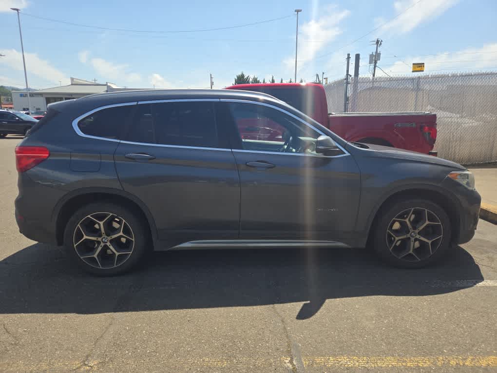 Thumbnail: 2017 BMW X1 - 5