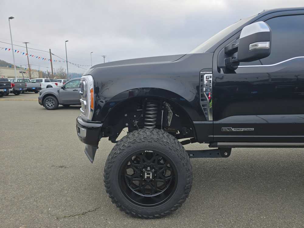 Thumbnail: 2023 Ford F-350 - 18