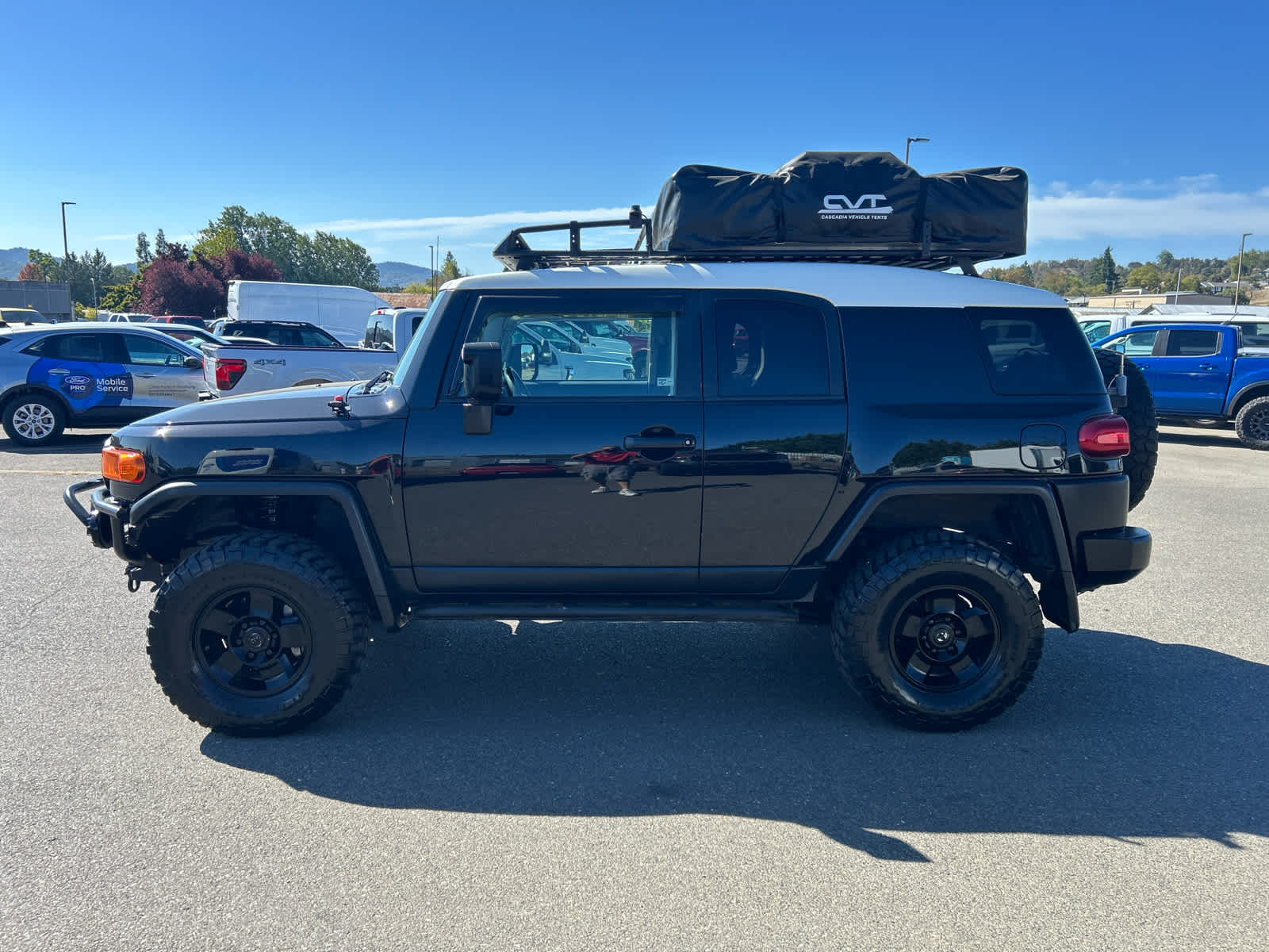 Thumbnail: 2008 Toyota FJ Cruiser - 2
