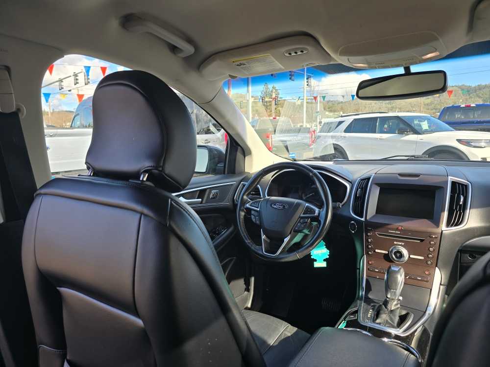 Thumbnail: 2017 Ford Edge - 10