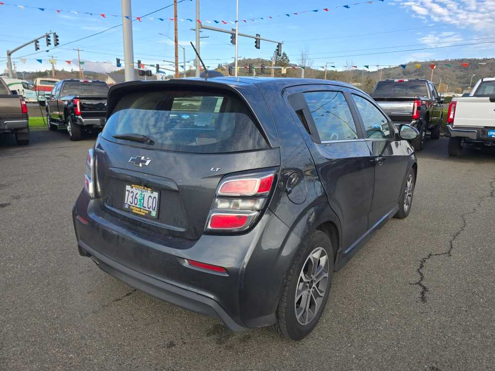 Thumbnail: 2018 Chevrolet Sonic - 3