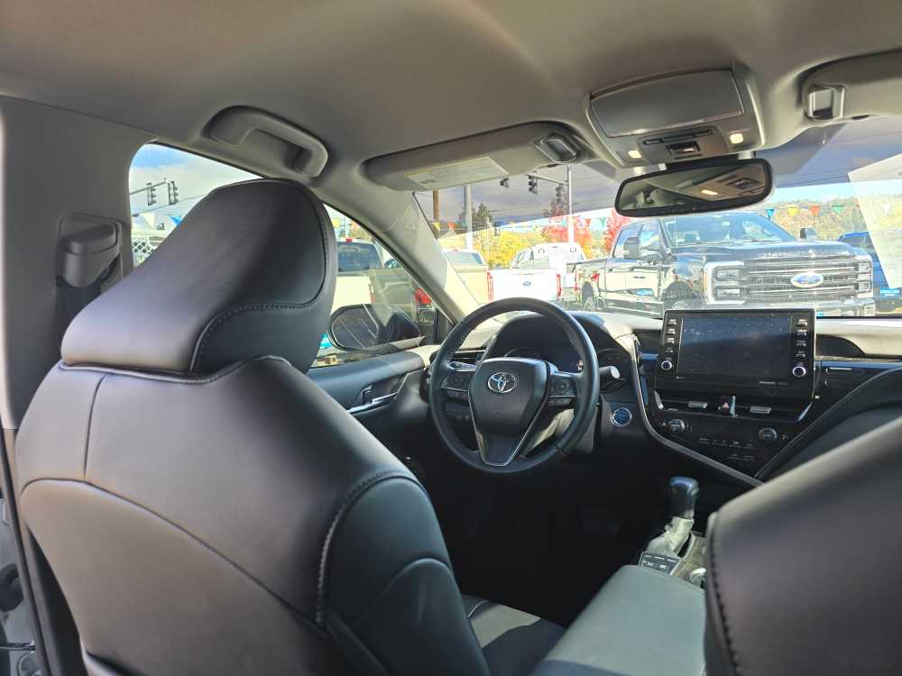 Thumbnail: 2022 Toyota Camry - 10