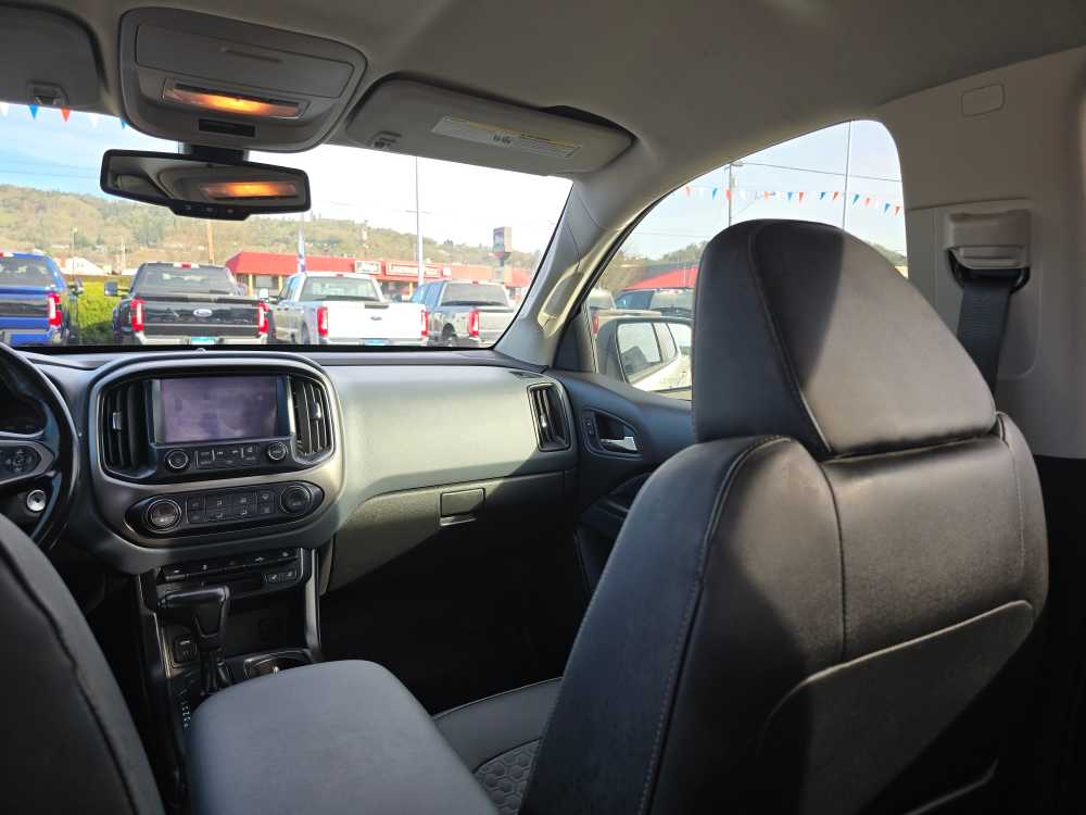 Thumbnail: 2016 Chevrolet Colorado - 14