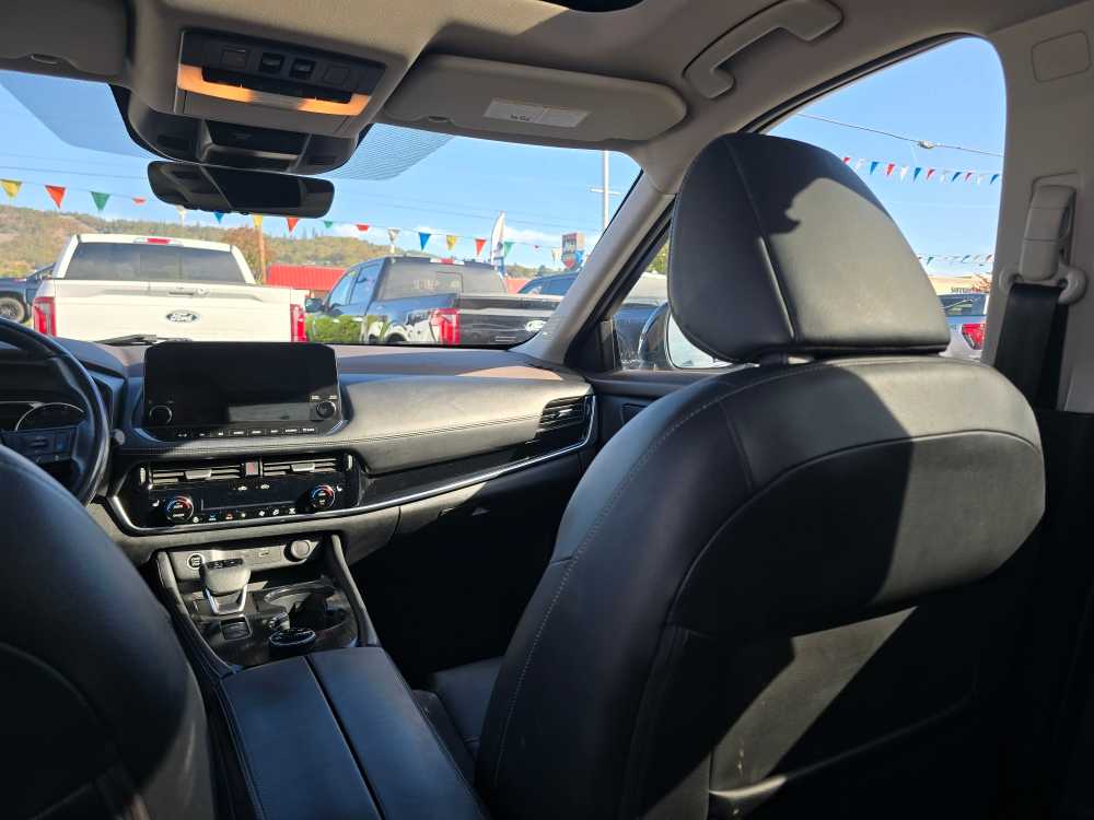 Thumbnail: 2022 Nissan Rogue - 14