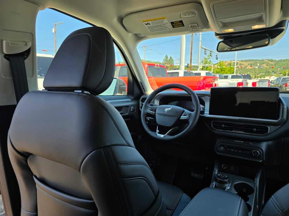 Thumbnail: 2025 Ford Bronco Sport - 10