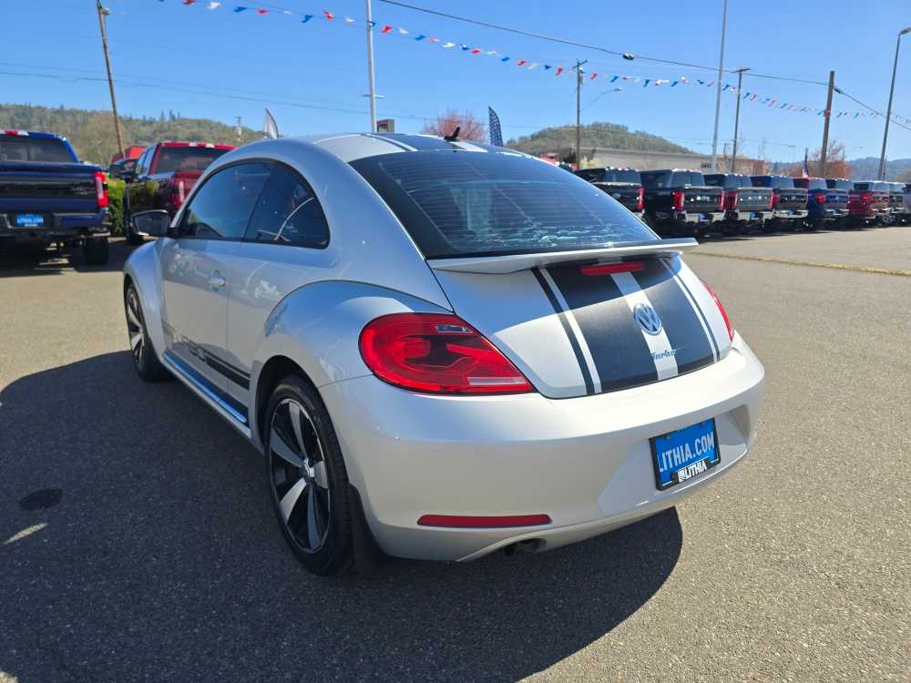 Thumbnail: 2013 Volkswagen Beetle - 3