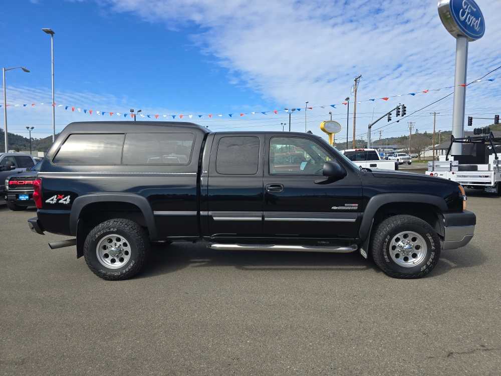 Thumbnail: 2003 Chevrolet Silverado 2500 - 6