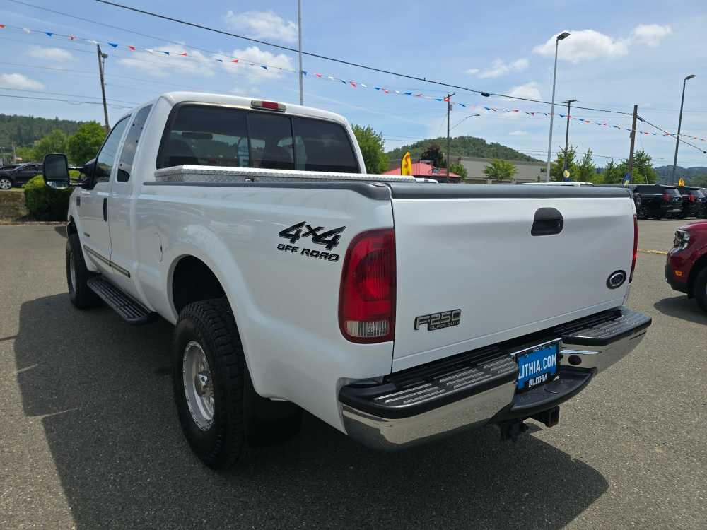 Thumbnail: 2000 Ford F-250 - 3