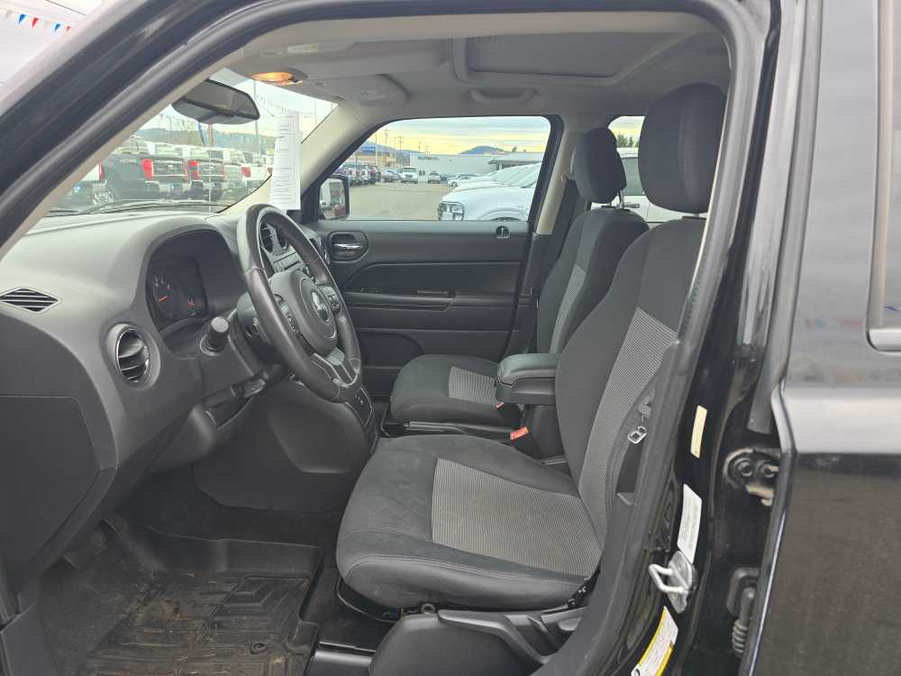 Thumbnail: 2013 Jeep Patriot - 10