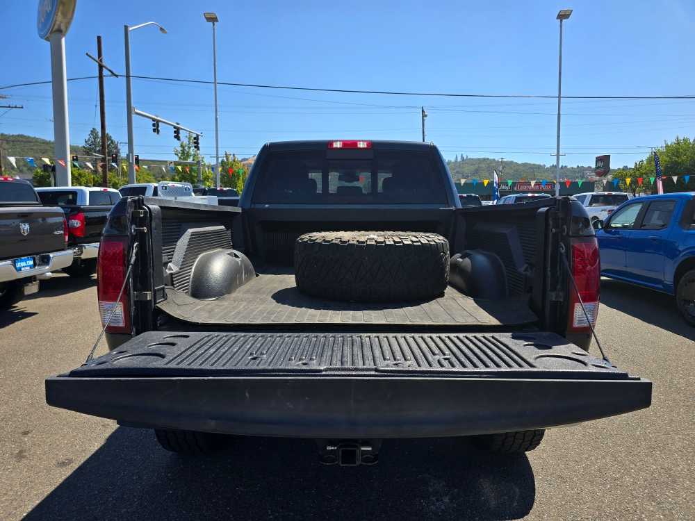 Thumbnail: 2016 RAM 3500 - 19