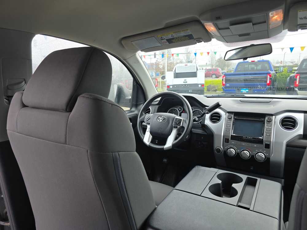 Thumbnail: 2017 Toyota Tundra - 11